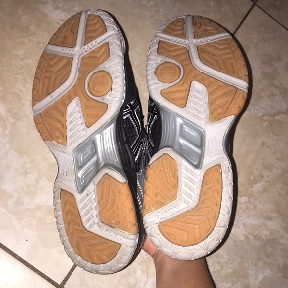 ASICS VOLLEYBALL SHOES #volleyball #sports #asics - Picture 5 of 7